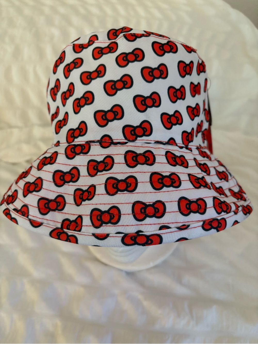 Sanrio White Bucket Hat with Red Bow Pattern